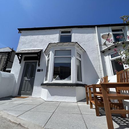 Villa 2 Edward Street à Llandudno Extérieur photo